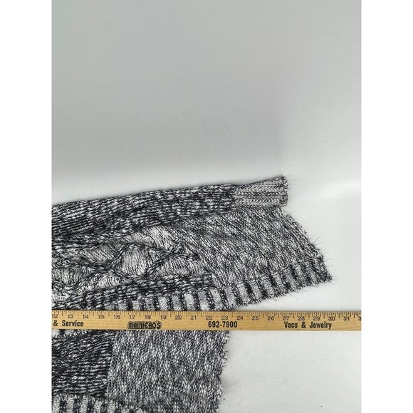 Aeropostale Women's Long Sleeve Gray Drape Front Knit Sweater Size Medium - Picture 12 of 13